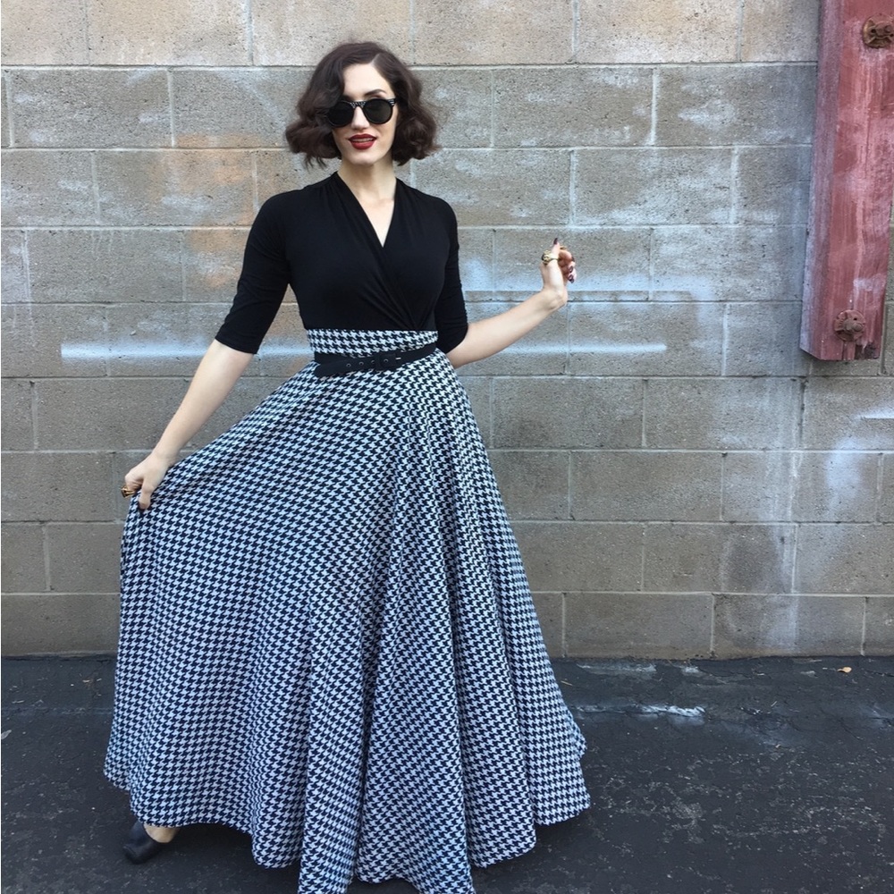 Absolutely amazing full maxi black and white skirt